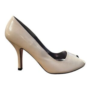 👠 NWOB! Vintage Y2K Chinese Laundry Cream Peep-toe Leather Heel Womens S…